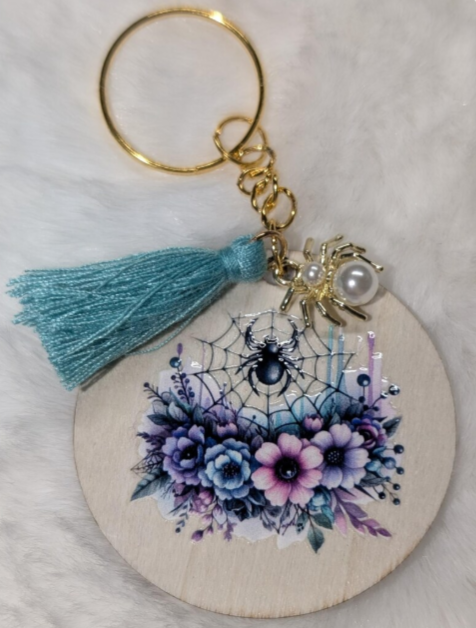 Schlüsselanhänger Spinne – floral & farblich abgestimmt ✨